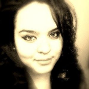 Meet your Posher, Ileana